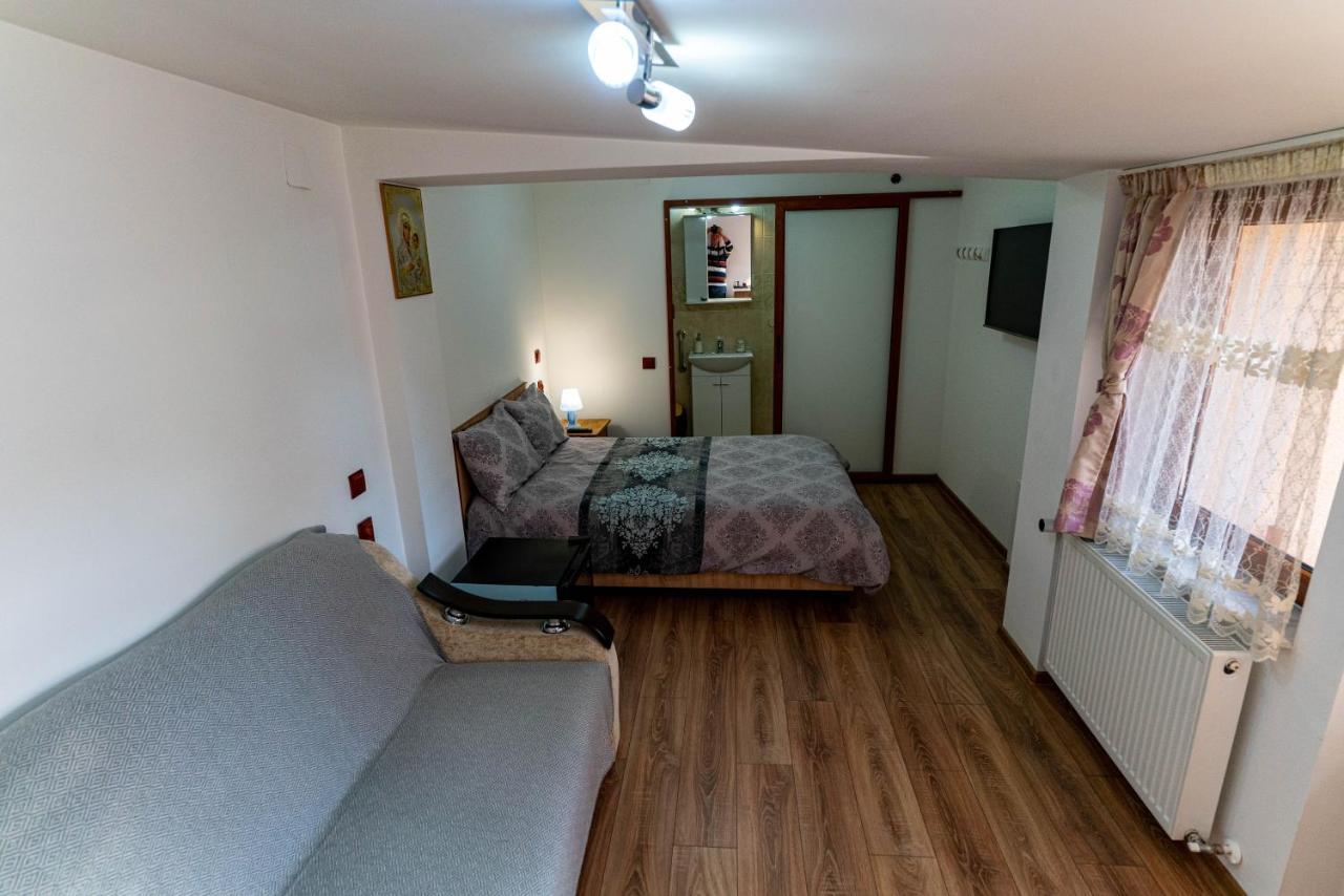 La Bebe 2 Beds Lejlighed Hunedoara Eksteriør billede